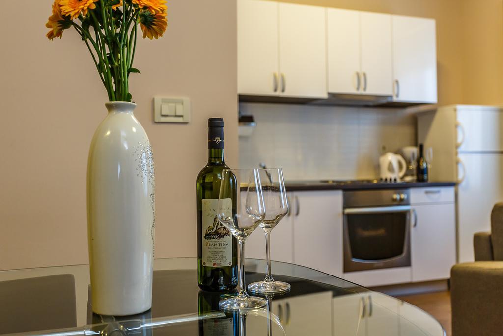 Frajona Apartments Malinska Buitenkant foto